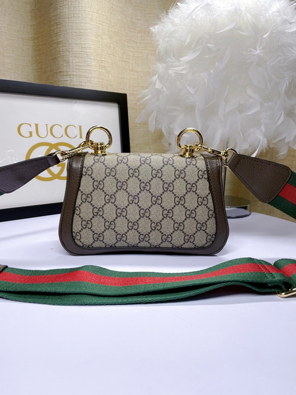 激安グッチバッグコピー内部構造